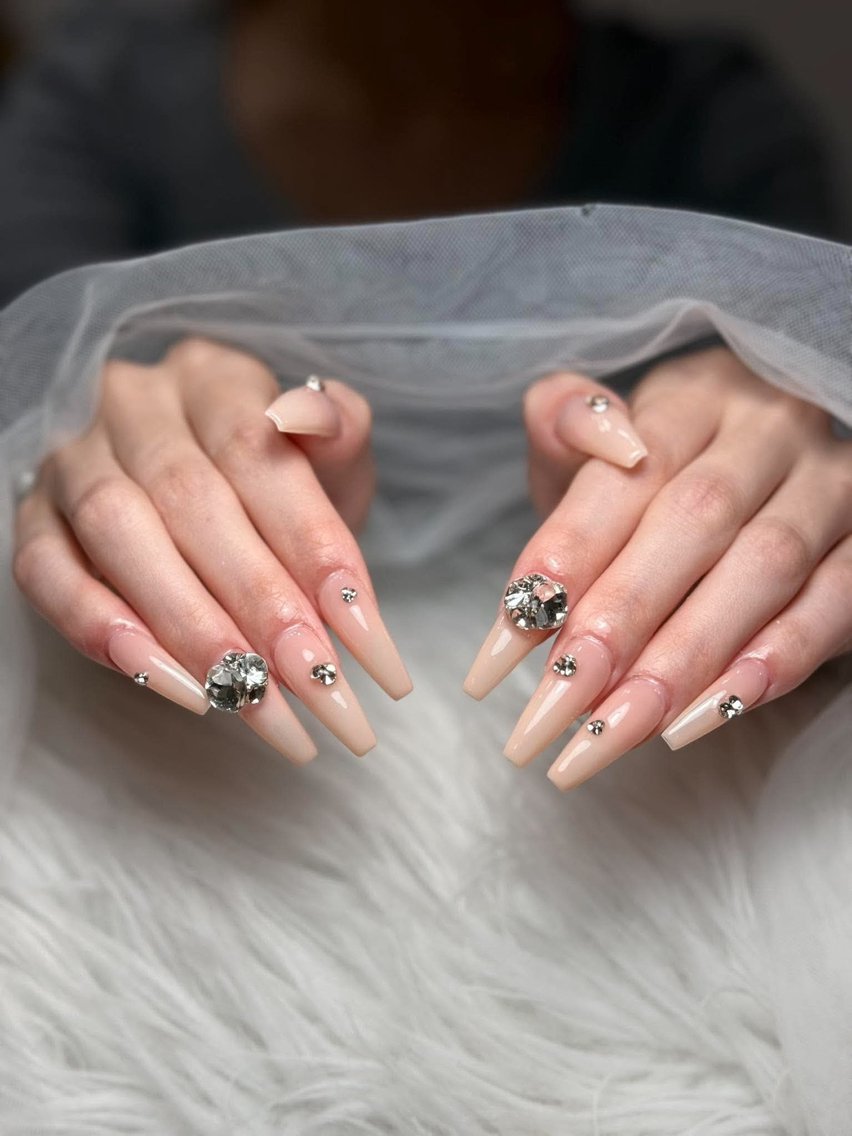 ネイル アートネイル 長さ出し ジェルネイル 韓国ネイル マグネットネイル ハンドネイル Cloudy Chan Nailのネイルデザイン