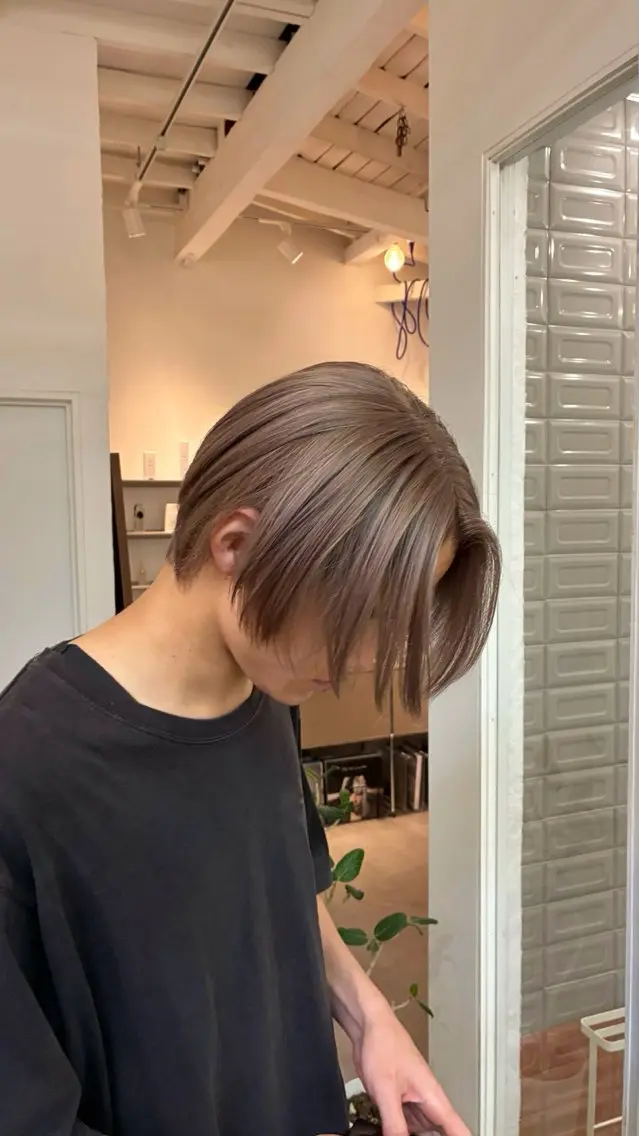 ショート メンズ ヘアカラー nanami🏷🤎 ベージュのヘアスタイル