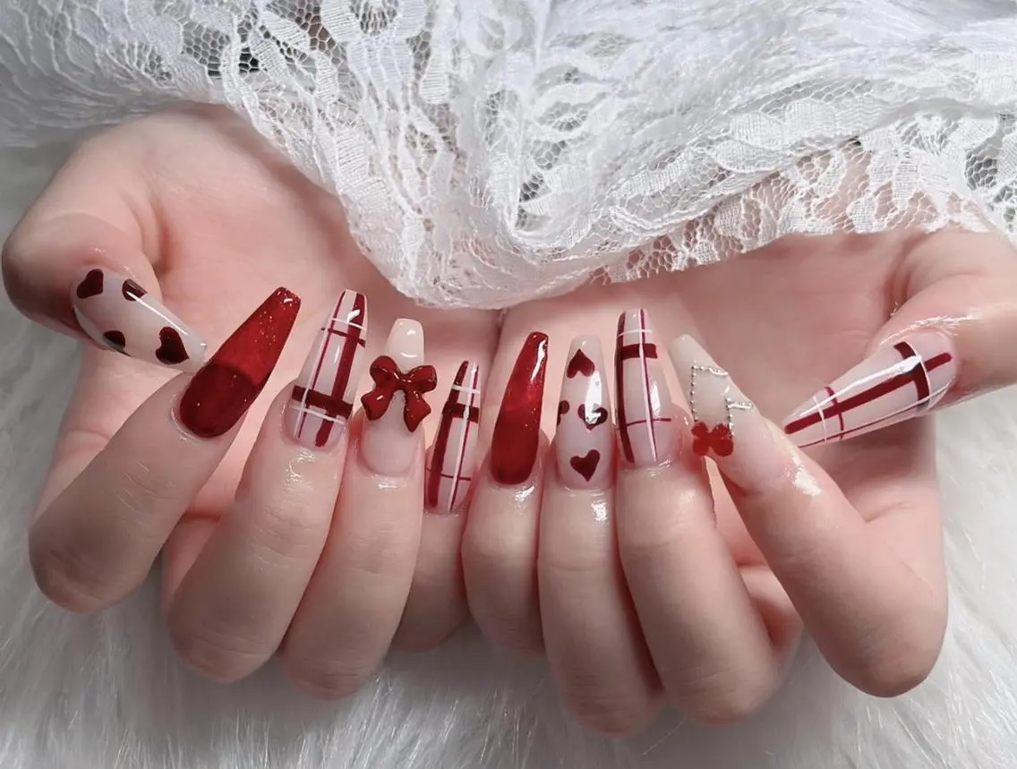 ネイル フレンチネイル ジェルネイル ハロウィン 韓国ネイル マグネットネイル ハンドネイル H.baby Nail Salonのネイルデザイン