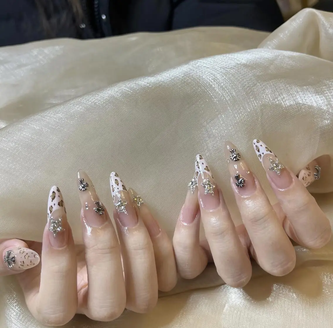 ネイル ハンドネイル ハンドケア 🍑 momo_nailのネイルデザイン