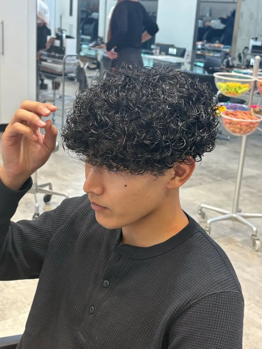 パーマ メンズ カット パーマ トリートメント fifth 武正 琉生のヘアスタイル