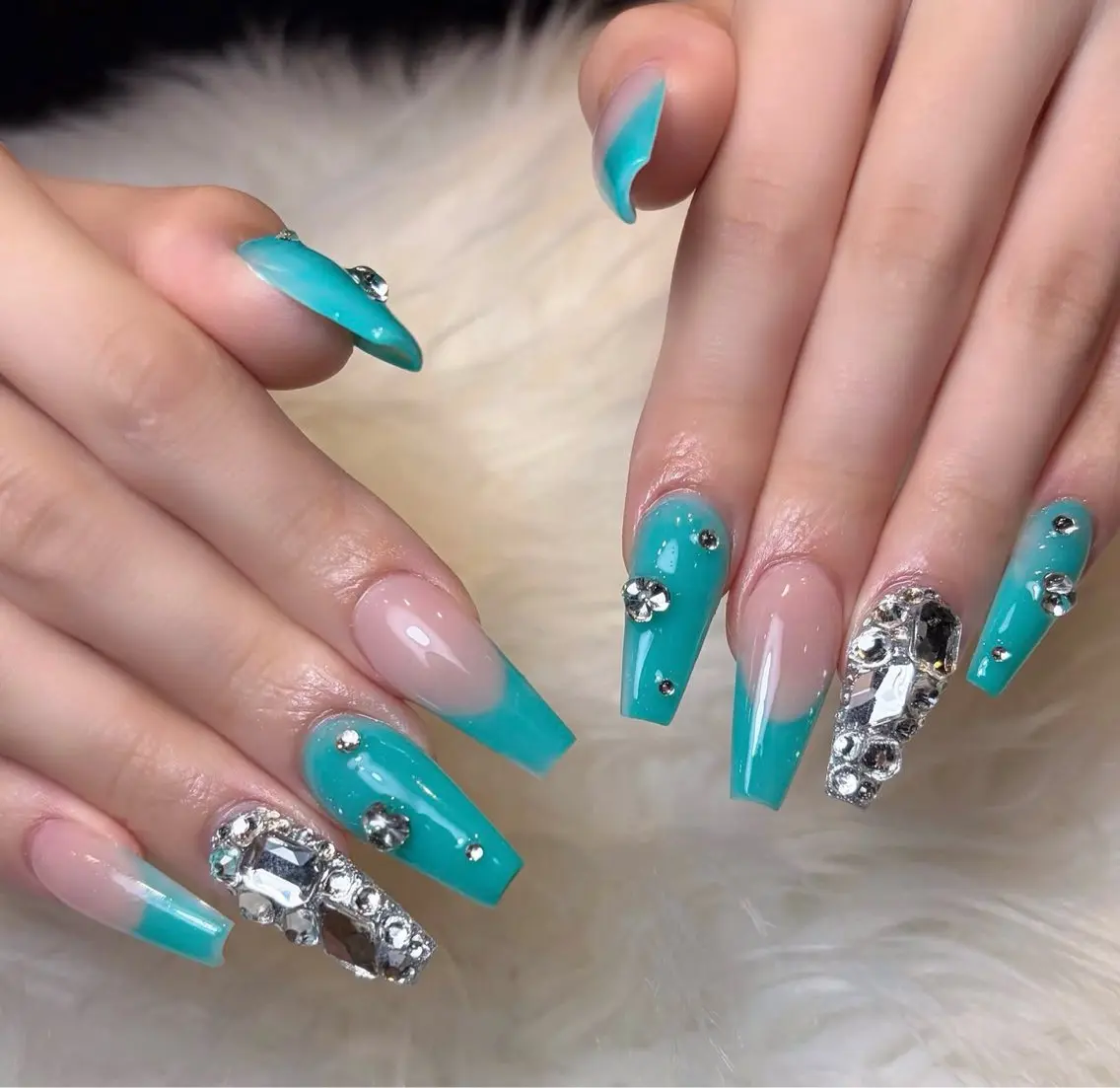 ネイル チークネイル 長さ出し フラッシュネイル フレンチネイル グラデーション ハンドネイル Lenie Nail Salonのネイルデザイン