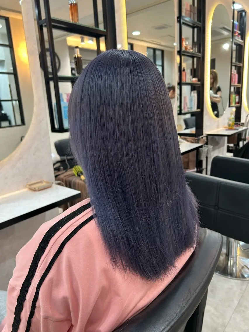 ミディアム パープルカラー ヘアカラー 副島 響のヘアスタイル