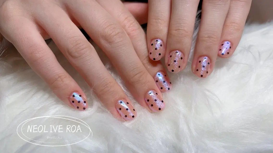 ネイル ドット ハンドネイル 【ROA】 kaho✩.*˚のネイルデザイン