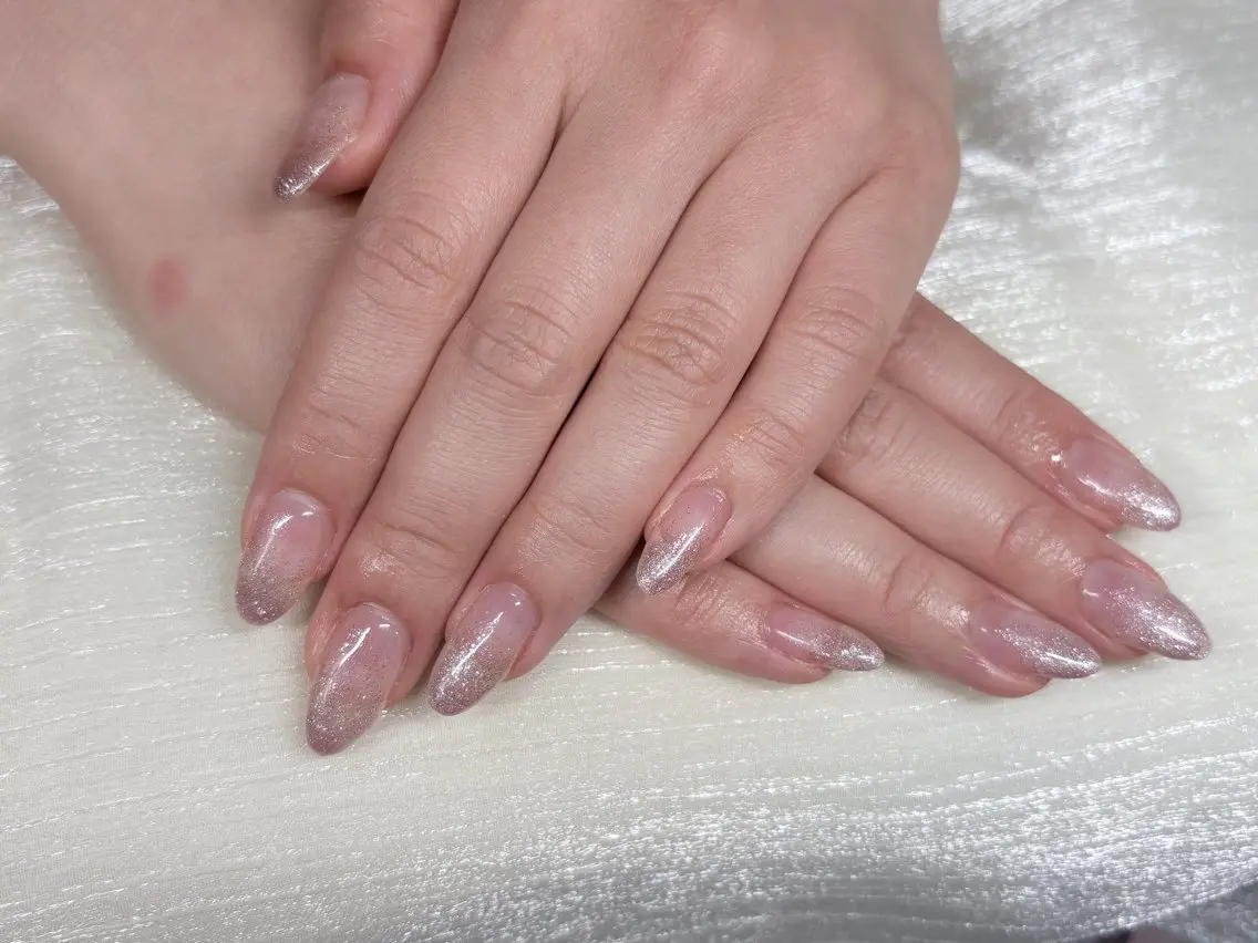 ネイル KiraNail ユトンのネイルデザイン