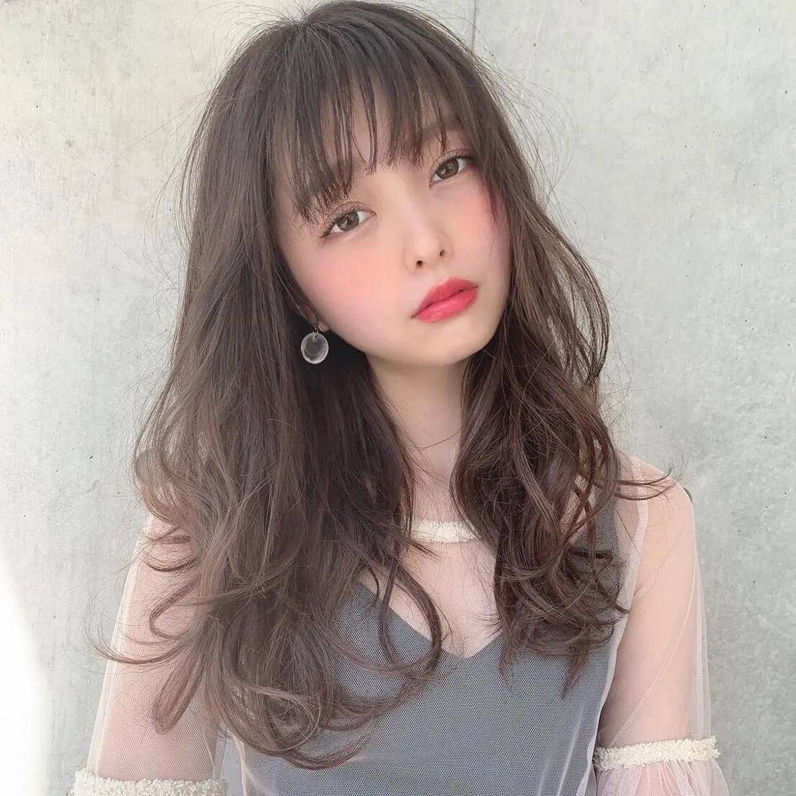 セミロング カラー 🩵ハイトーン 美咲🩵のヘアスタイル