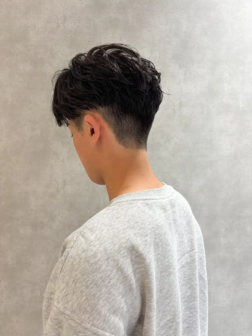 ショート パーマ メンズ カット 宮嶋 勇輔のヘアスタイル
