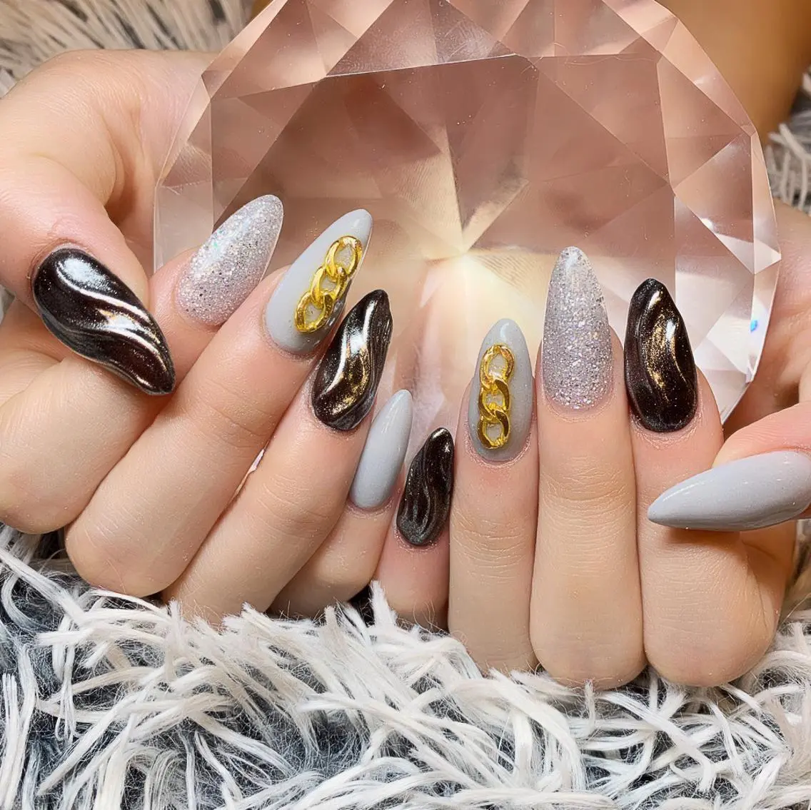 ネイル EMU NAILのネイルデザイン