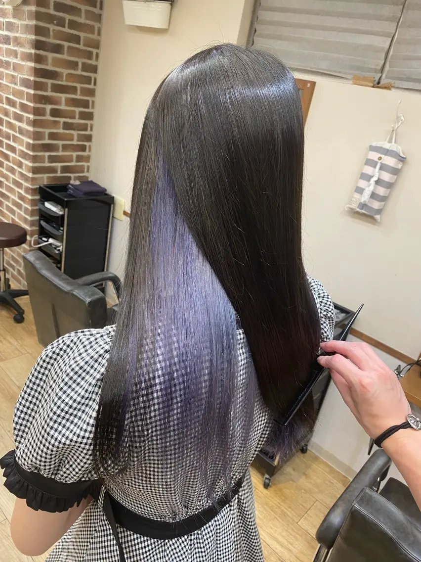 ロング カラー パーマ バイオレットカラー 縮毛矯正 國分 伸也のヘアスタイル