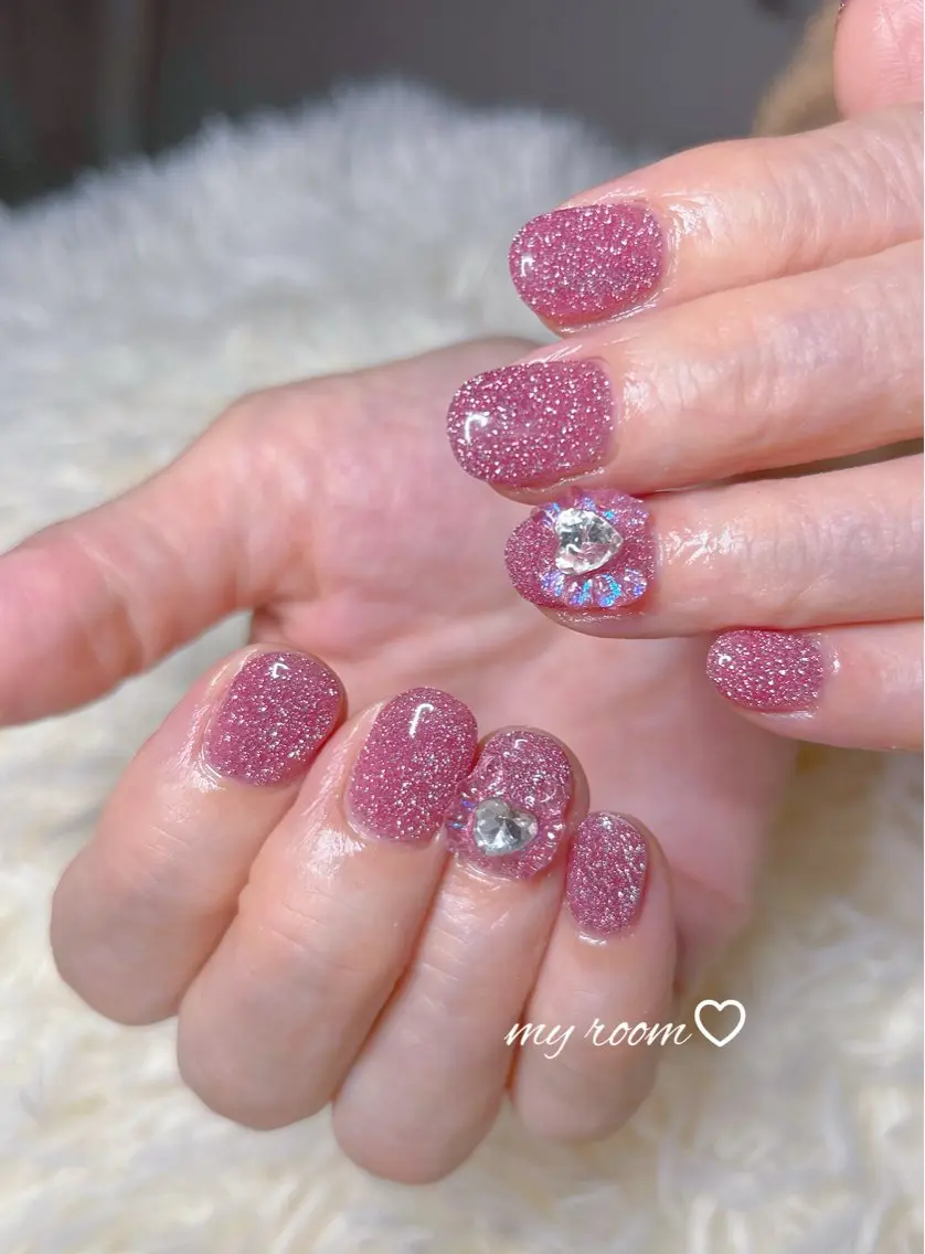 ネイル うるま市サロン Yuko Izawaのネイルデザイン