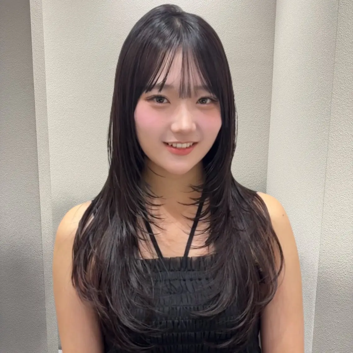 ロング カラー ブリーチ ケアブリーチ ハイトーンカラー ハイレイヤー レイヤーカット ヘアカラー ✨ブリーチ支持No1 複雑履歴修正/舘岡のヘアスタイル