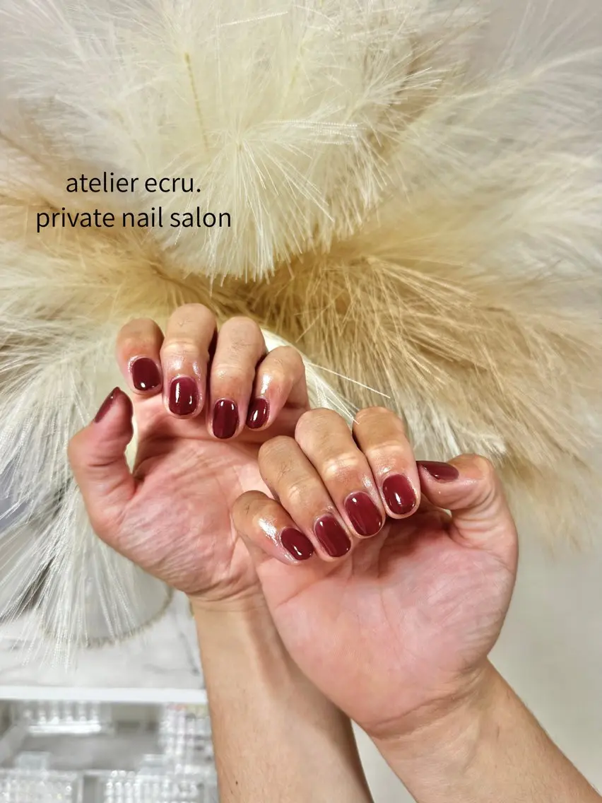 ネイル ボルドー ワンカラーネイル シンプルネイル ハンドネイル atelier ecru.@明石市のネイルデザイン