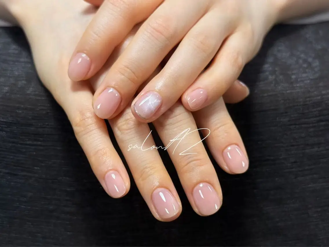 ネイル アートネイル 長さ出し フットネイル フレンチネイル ジェルネイル salon AZのネイルデザイン