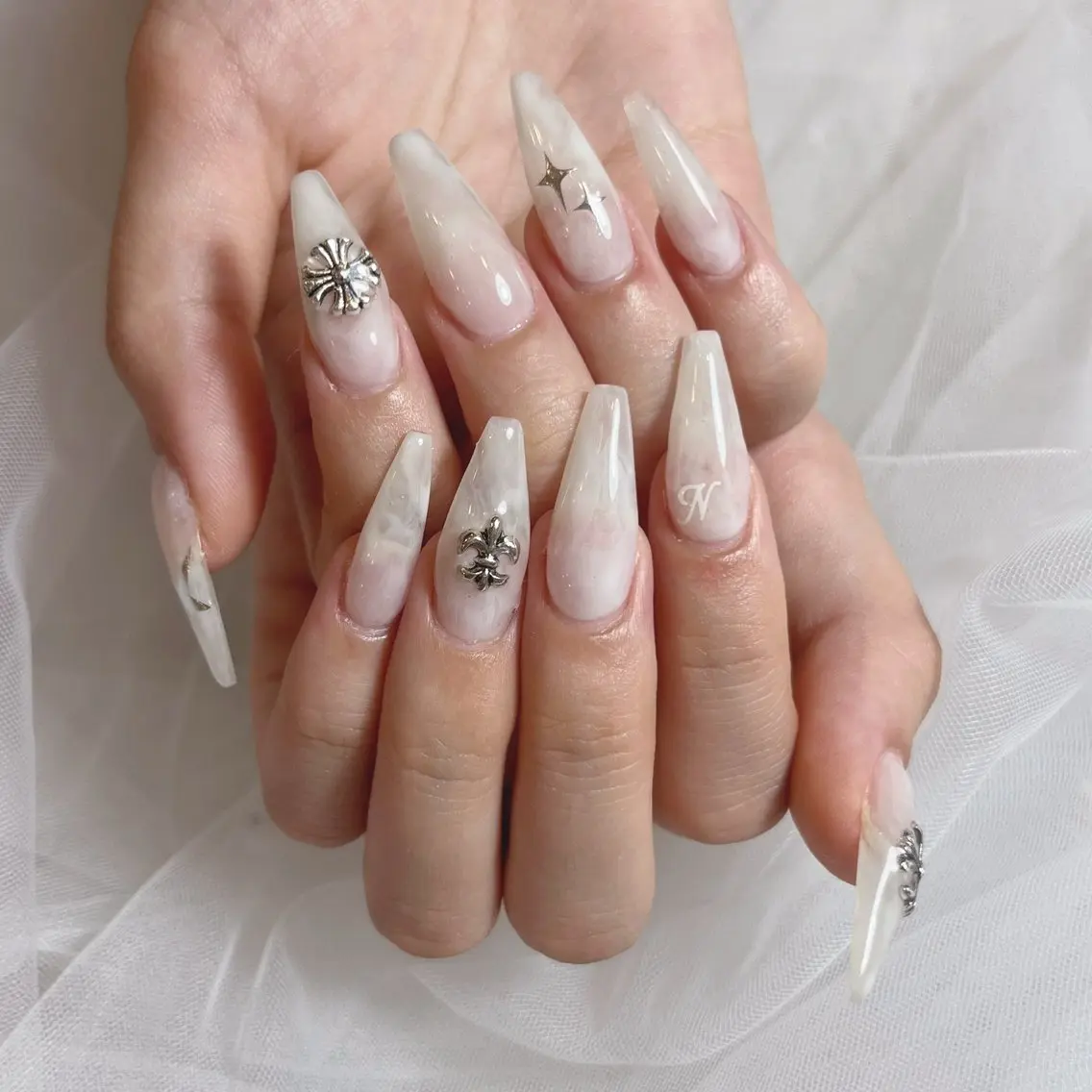 ネイル スカルプネイル GEMINI nailのネイルデザイン