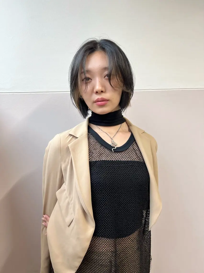 【さりげないおしゃれ💜】インナーカラー+全体カラー+似合わせカット+Aujua4Stepトリートメントの写真