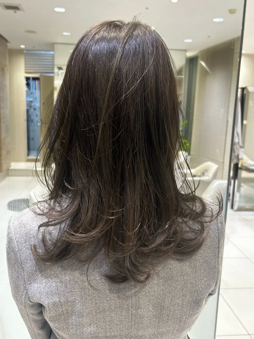 セミロング ZELE/佐藤 陸斗のヘアスタイル