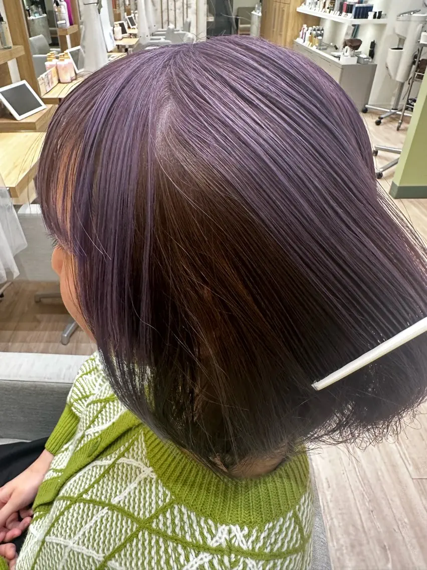 ミディアム カラー ダブルカラー ラベンダーカラー 織田 ゆみのヘアスタイル