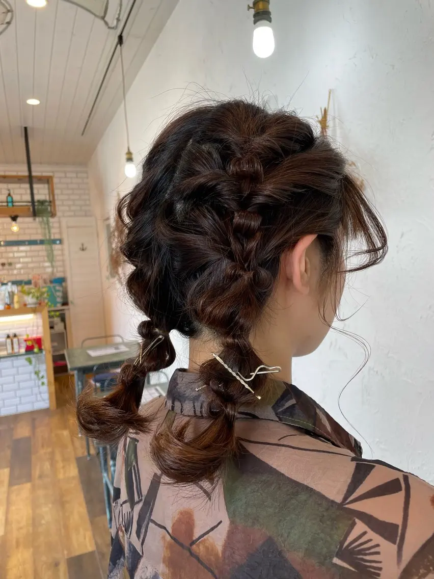 ヘアアレンジ ハーフアップ 浴衣 ヘアセット 🌸小掛🌸 豊橋外国人風カラーのヘアスタイル