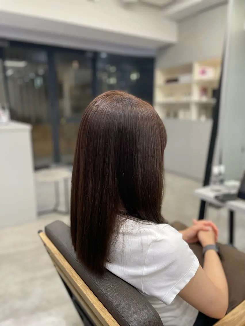 セミロング 縮毛矯正 絶対綺麗な暖色カラー 🎯あります✨増渕✨のヘアスタイル