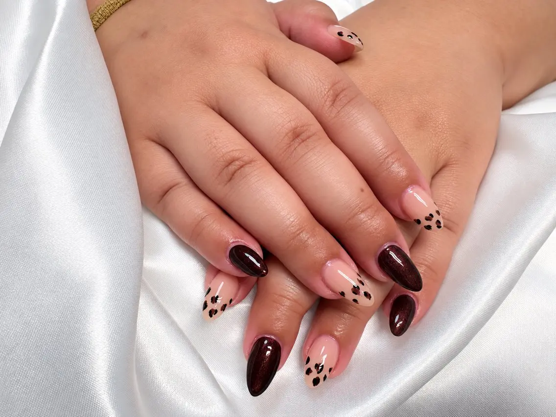 ネイル アニマル柄 ボルドー スカルプネイル VI NAILのネイルデザイン
