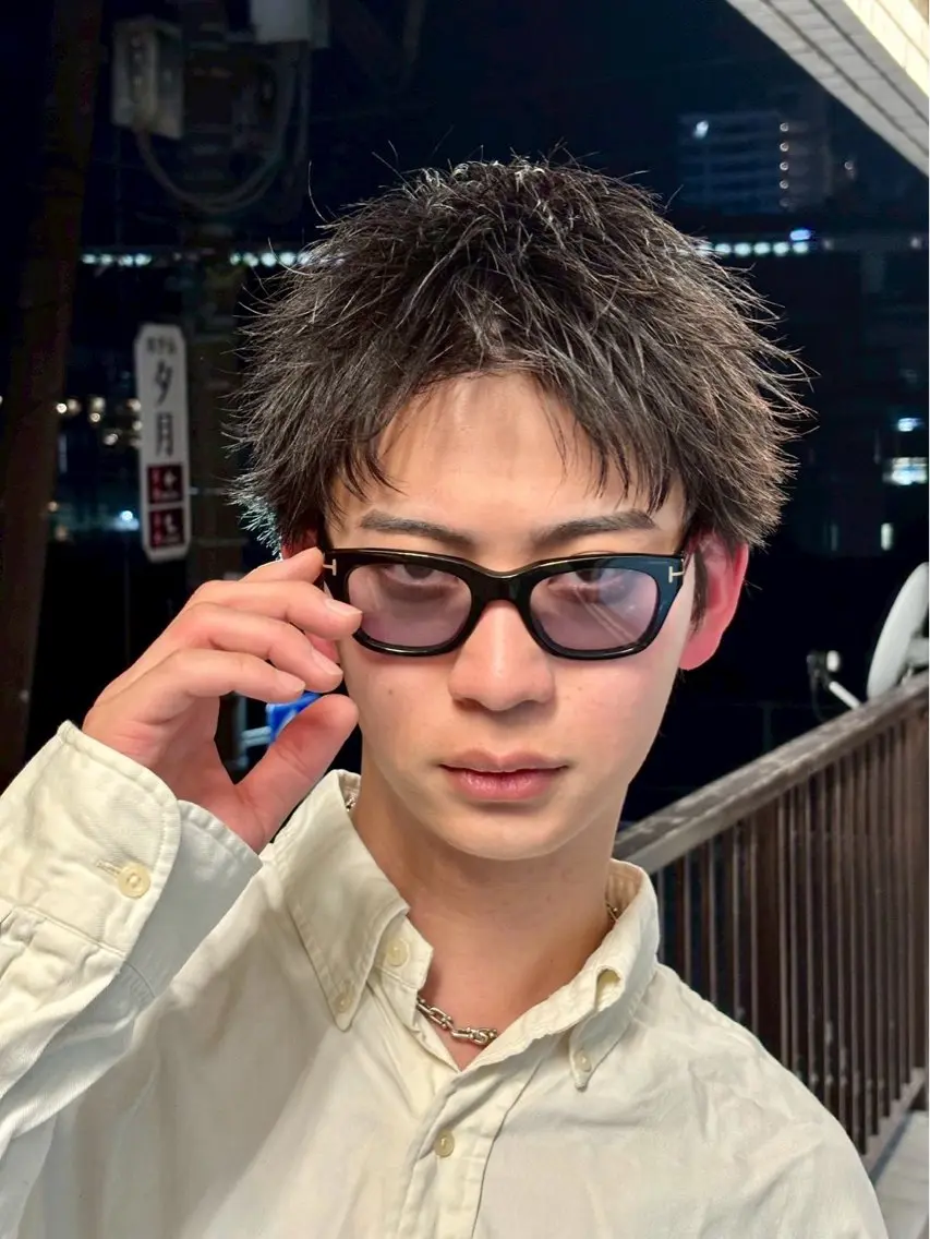 ショート カット ヘアカラー men'sカット.パ ーマHIKARI🐥のヘアスタイル