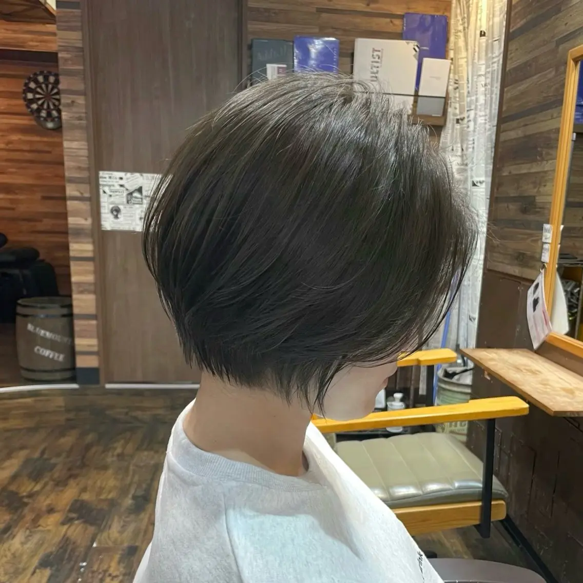 ショート カラー グレージュ オリーブグレージュ オリーブグレー ショートヘア カット ヘアカラー トリートメント 髪質改善/ショート/ メンズカット/KAiのヘアスタイル