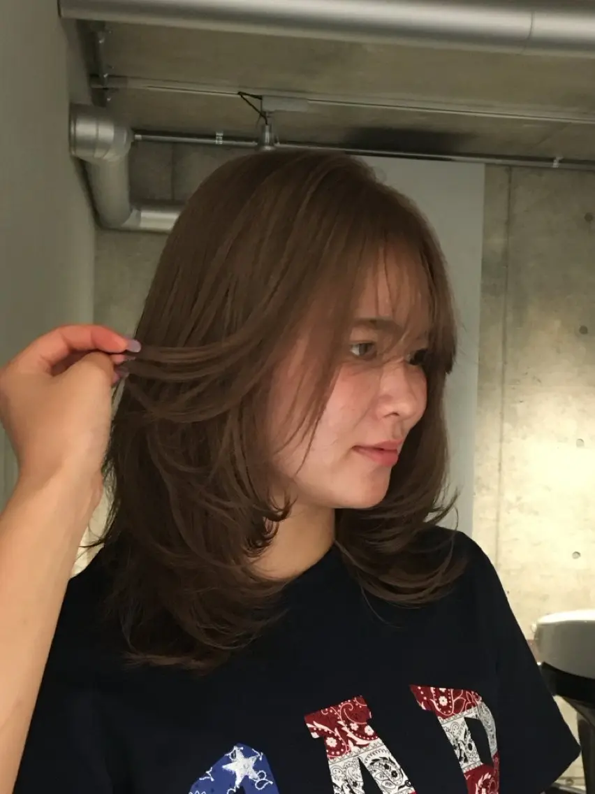 セミロング MOMO ★のヘアスタイル