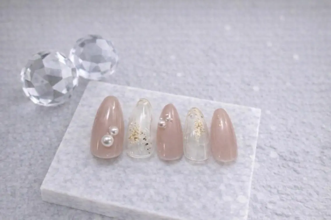 ネイル 天王寺rebest 💅nailのネイルデザイン