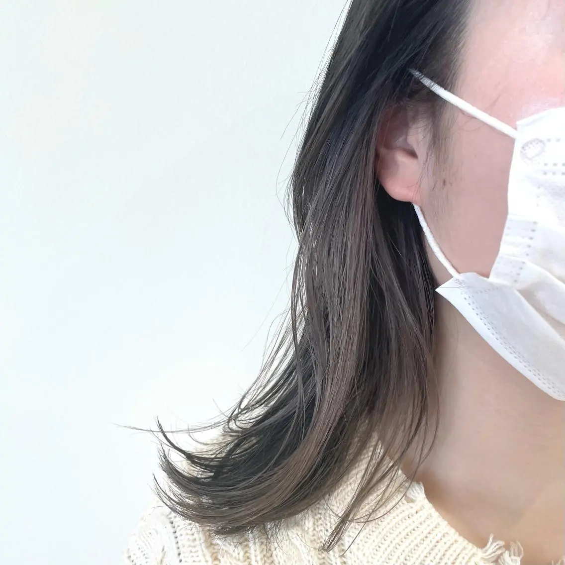 ミディアム カラー スナコザワ レナのヘアスタイル