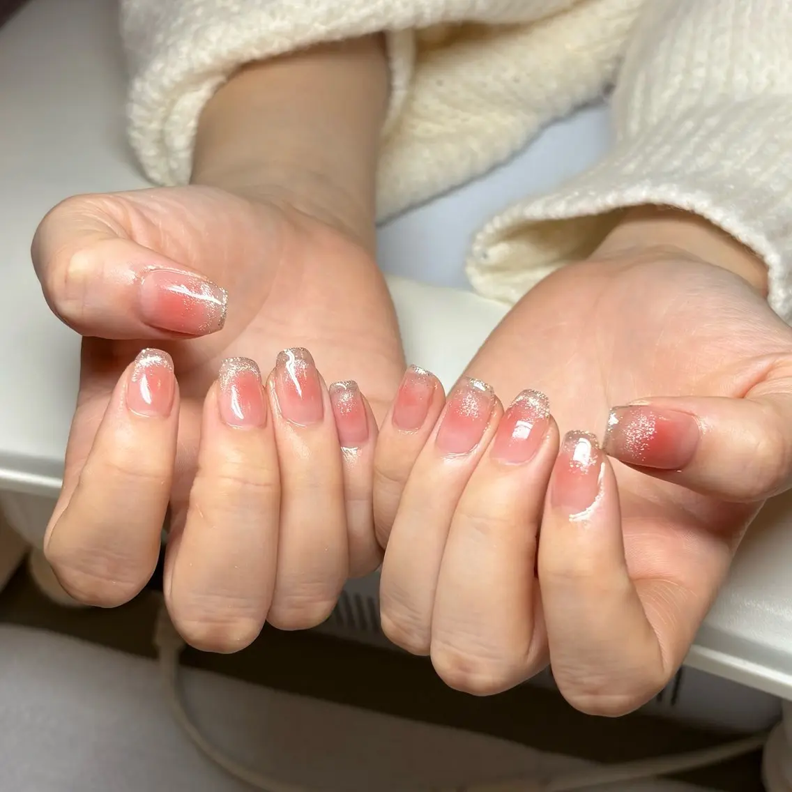 ネイル チークネイル フレンチネイル ラメ(グリッター) ハンドネイル Lily Nailのネイルデザイン