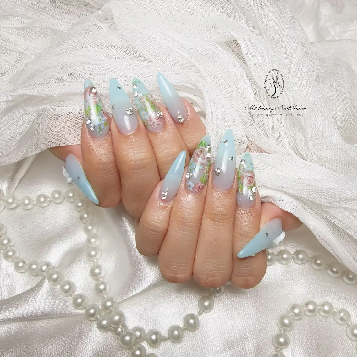 ネイル ハンドネイル M2 BEAUTY Marieのネイルデザイン