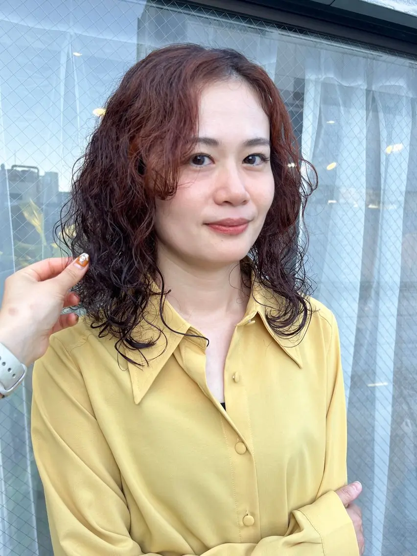 ミディアム カラー パーマ ヘアアレンジ ベージュカラー ボルドーカラー 韓国風カラー オリーブベージュ 顔周りカット 🌼似合わせのプロ 心斎橋/rena🌼のマツエク・マツパデザイン