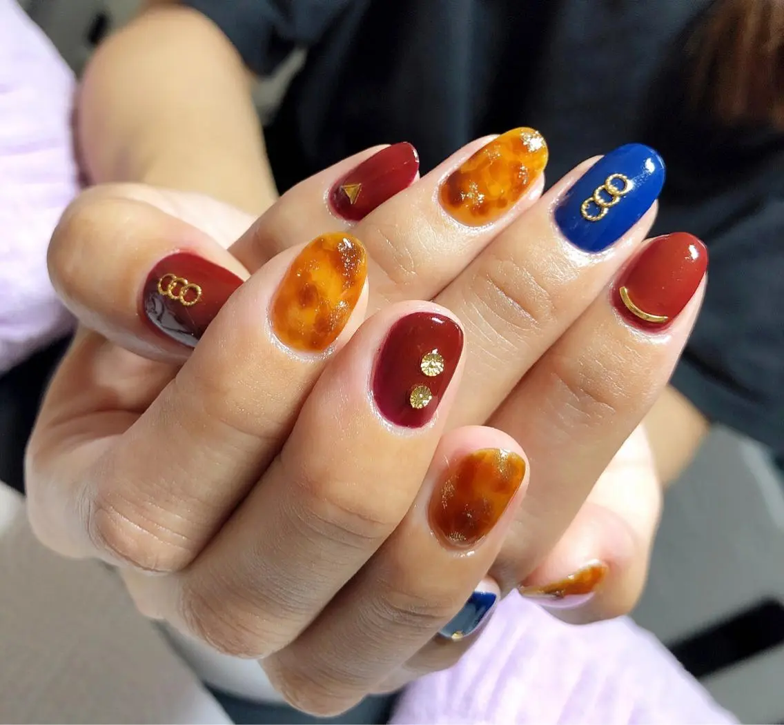 ネイル べっ甲ネイル ハンドネイル ハンドケア u sのネイルデザイン