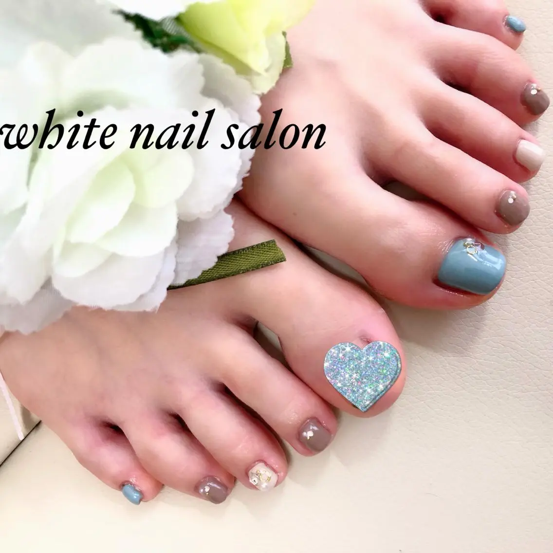 ネイル アートネイル フレンチネイル ジェルネイル ハードジェル 持ち込み フットネイル white nail salonのネイルデザイン