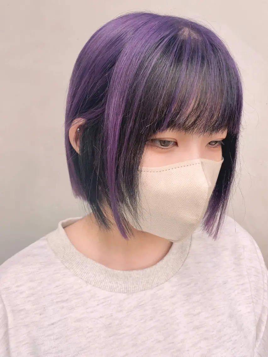 セミロング カラー ヘアカラー トリートメント インナーカラー 推し ブリーチ  髪質改善のヘアスタイル