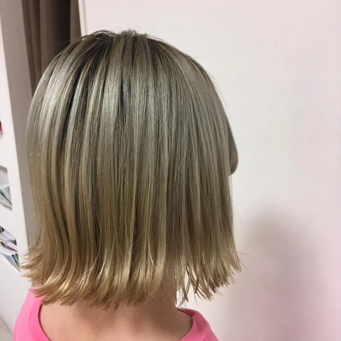 ミディアム カラー ヘアアレンジ ヘアカラー トリートメント 【Sweep】おじま のぞみのヘアスタイル