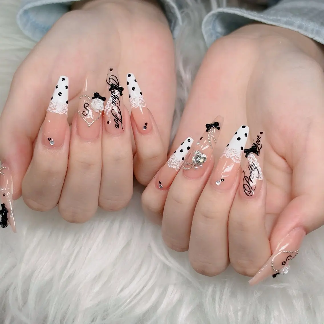 ネイル フットネイル フレンチネイル グラデーション 韓国ネイル ロングネイル ハンドネイル Hani Nail Salonのネイルデザイン