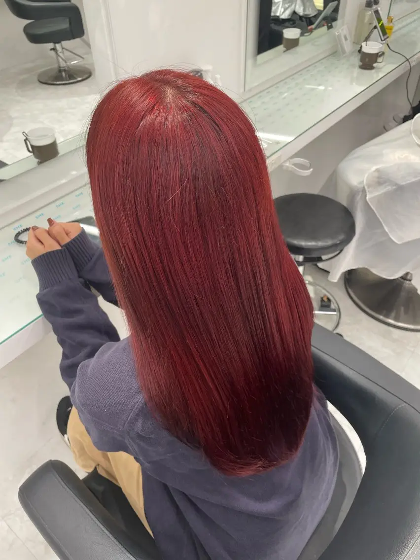ロング カラー ヘアカラー トリートメント トレンド暖色ヘア🍒 miu🍒のヘアスタイル