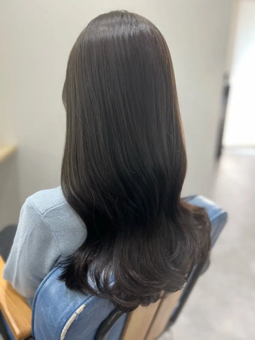 ロング SOYON AYAKAのヘアスタイル