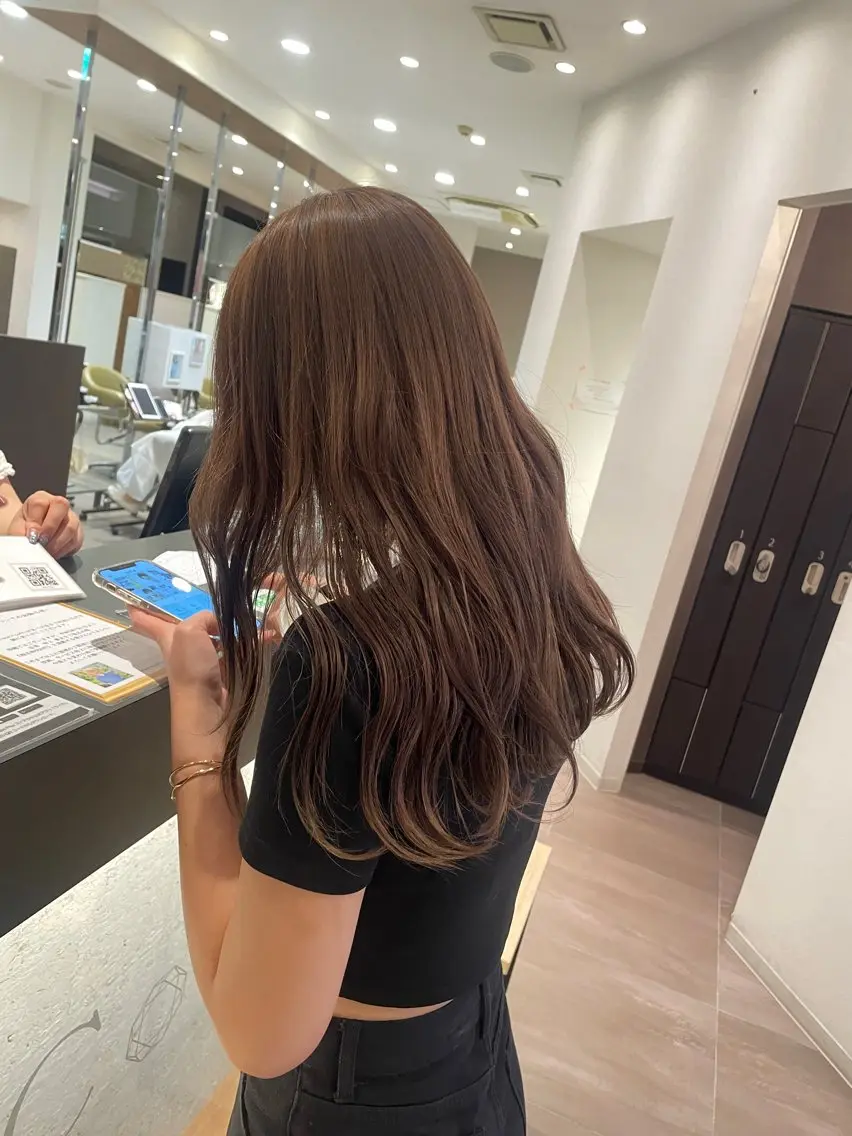 ロング 平井 よし乃のヘアスタイル