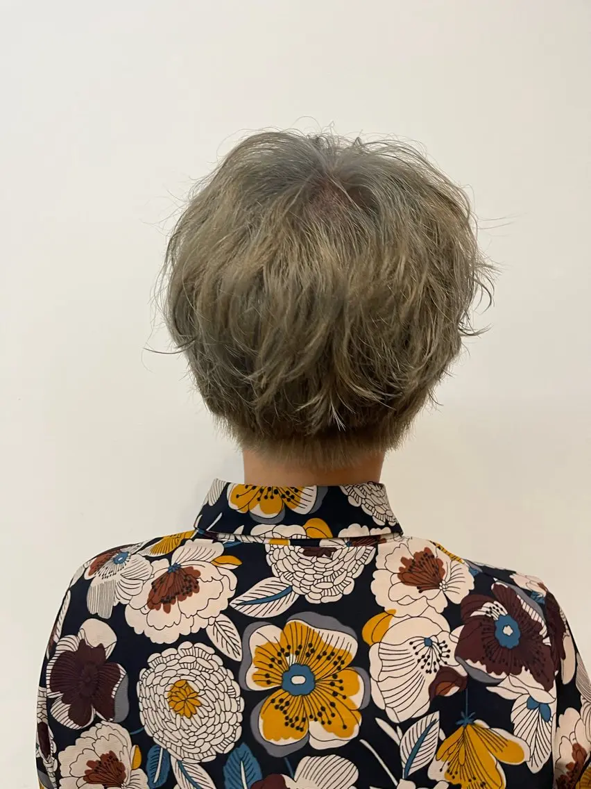 ショート カラー パーマ カット パーマ 岩下 侑里のヘアスタイル