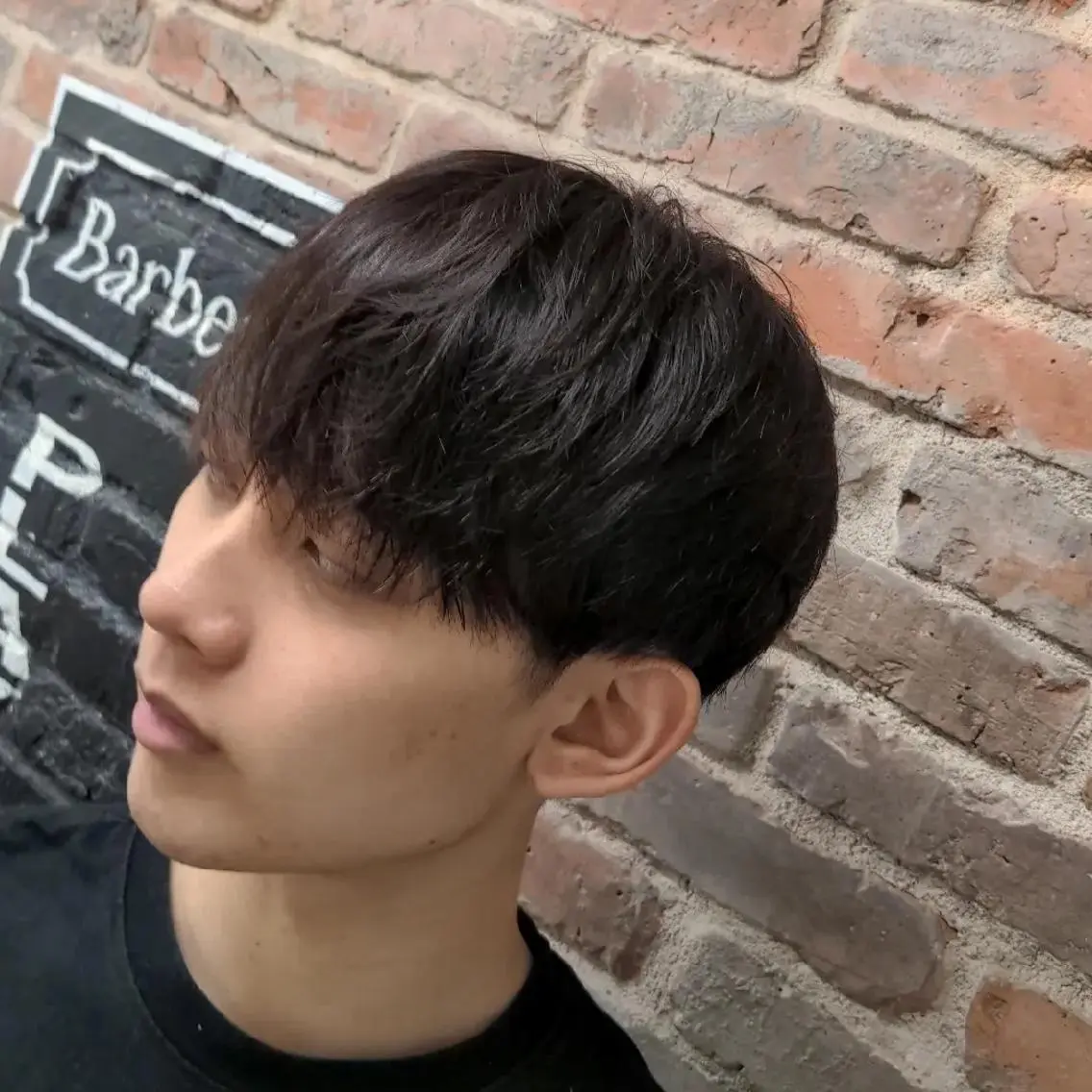 ミディアム 浅沼 響のヘアスタイル