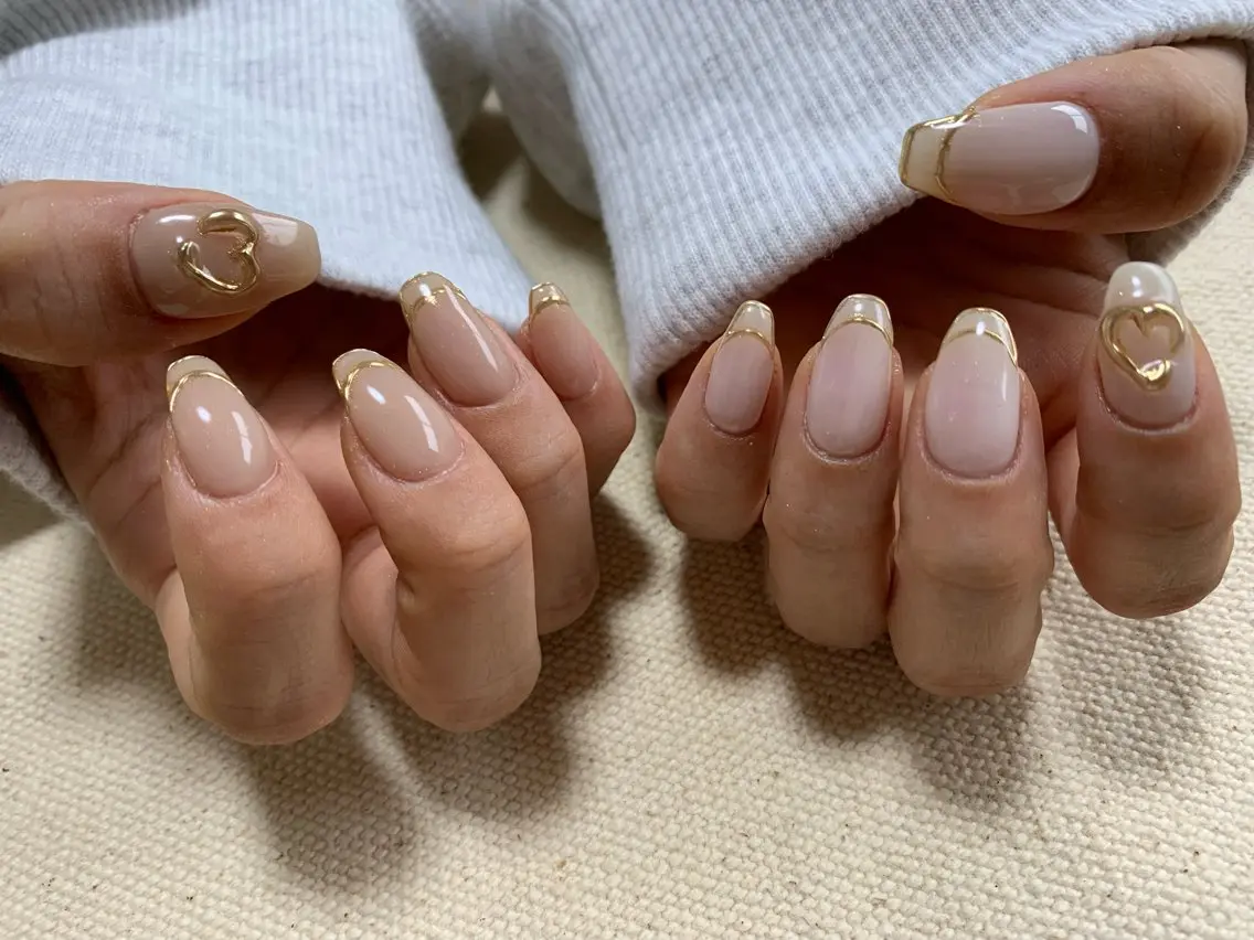 ネイル アートネイル ラメ(グリッター) 大理石ネイル(マーブル) ミラーネイル 冬ネイル ハンドネイル nail room カジカジのネイルデザイン