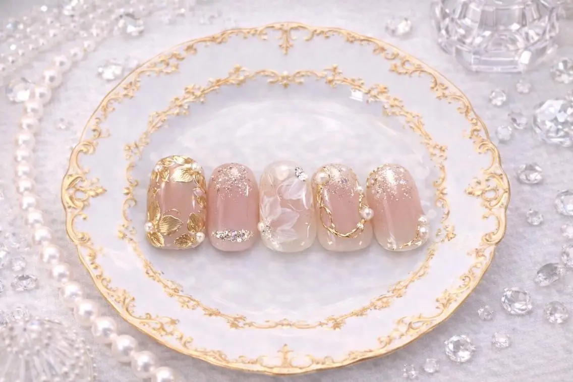 ネイル 南森町rebest 💅nailのネイルデザイン