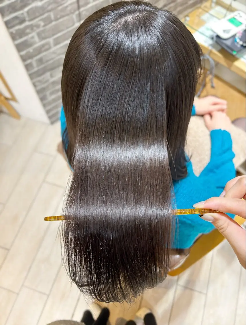 セミロング 縮毛矯正 トリートメント Ami 🕊✨のヘアスタイル