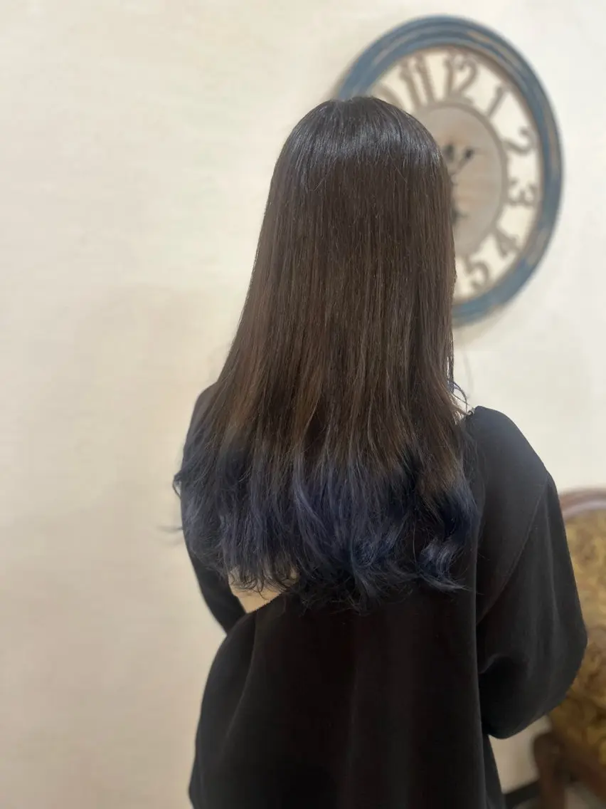 セミロング カラー 赤星 さえのヘアスタイル