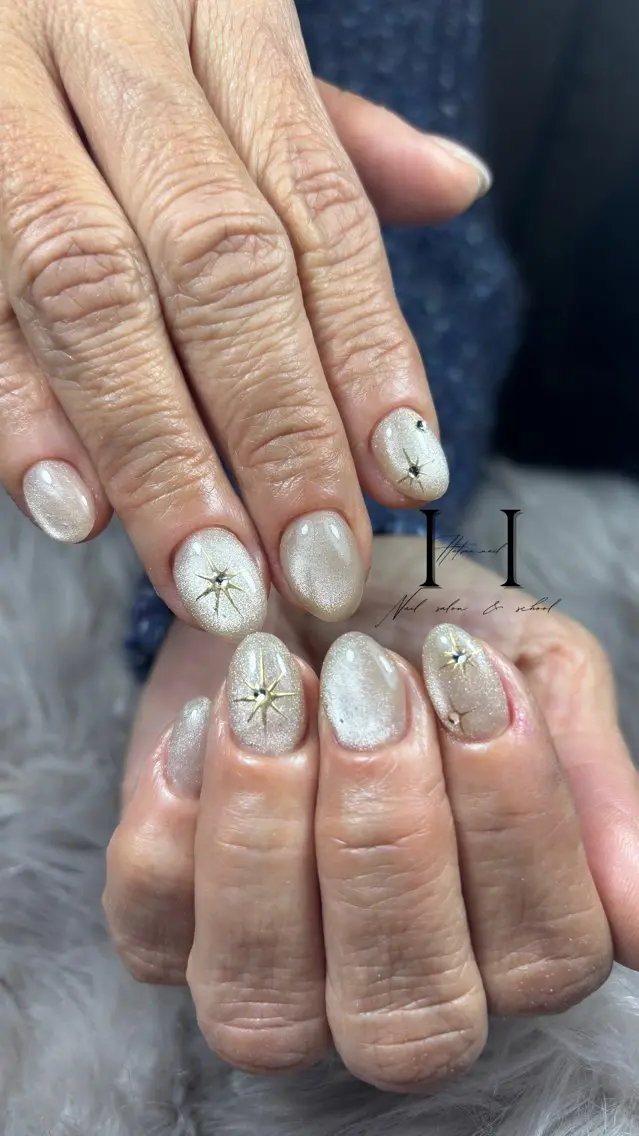 ネイル HatsuuNail salonアリスのネイルデザイン