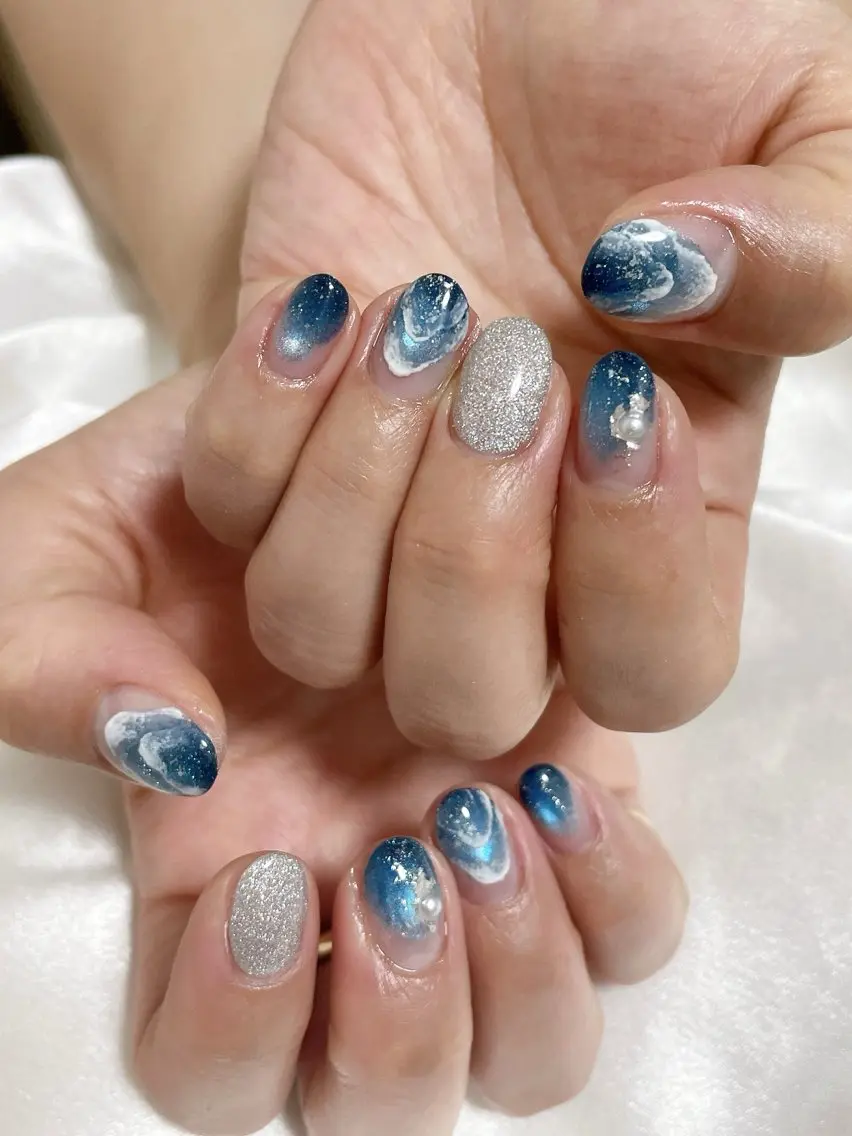 ネイル オーロラネイル フットネイル フレンチネイル ジェルネイル マグネットネイル ハンドネイル mogunail &blowのネイルデザイン