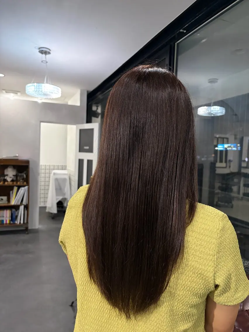 ロング ヘアカラー トリートメント NARVIS cocomiのヘアスタイル