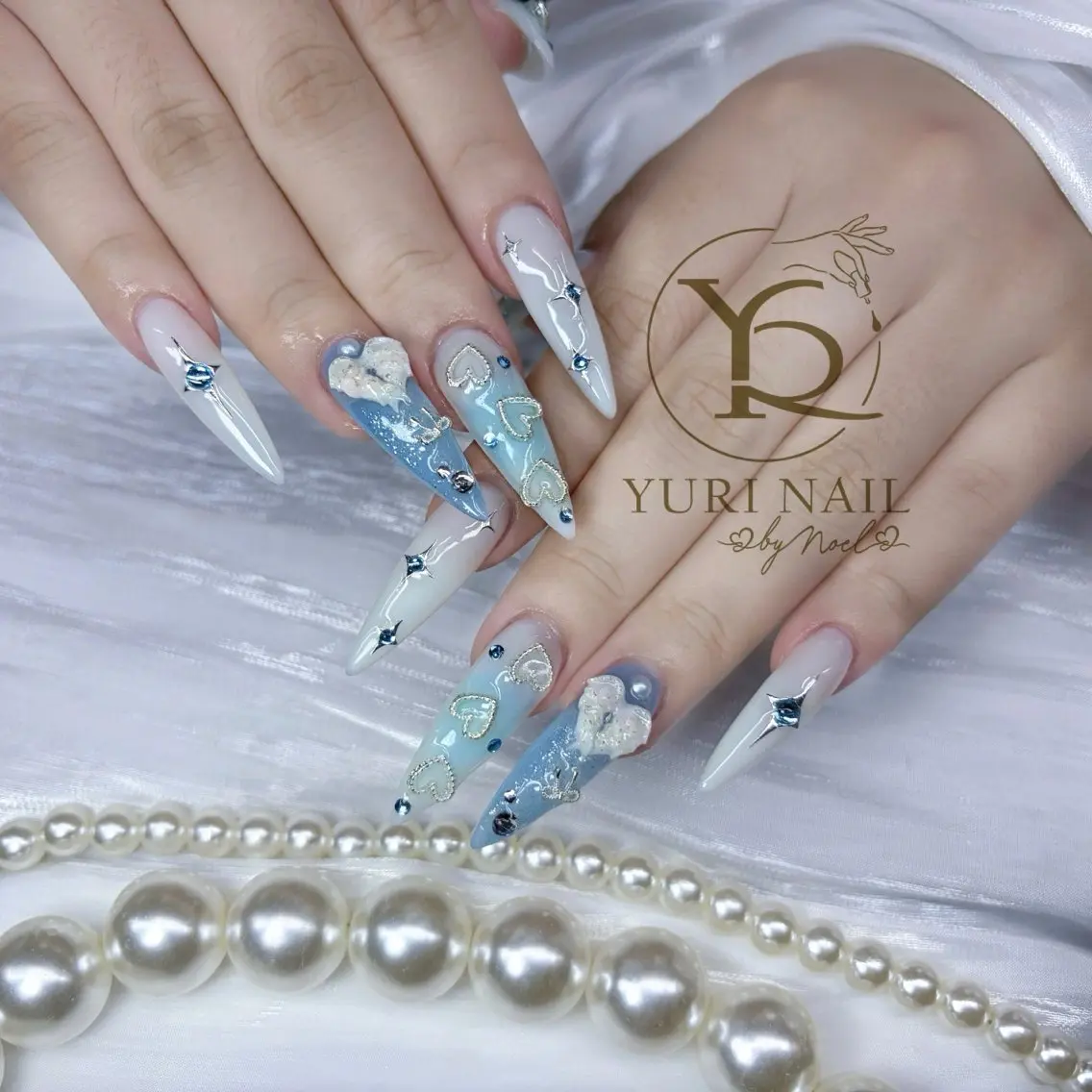 ネイル チークネイル フットネイル フレンチネイル グラデーション キラキラネイル ハンドネイル フットネイル ハンドケア YURI Nail Funabashiのネイルデザイン